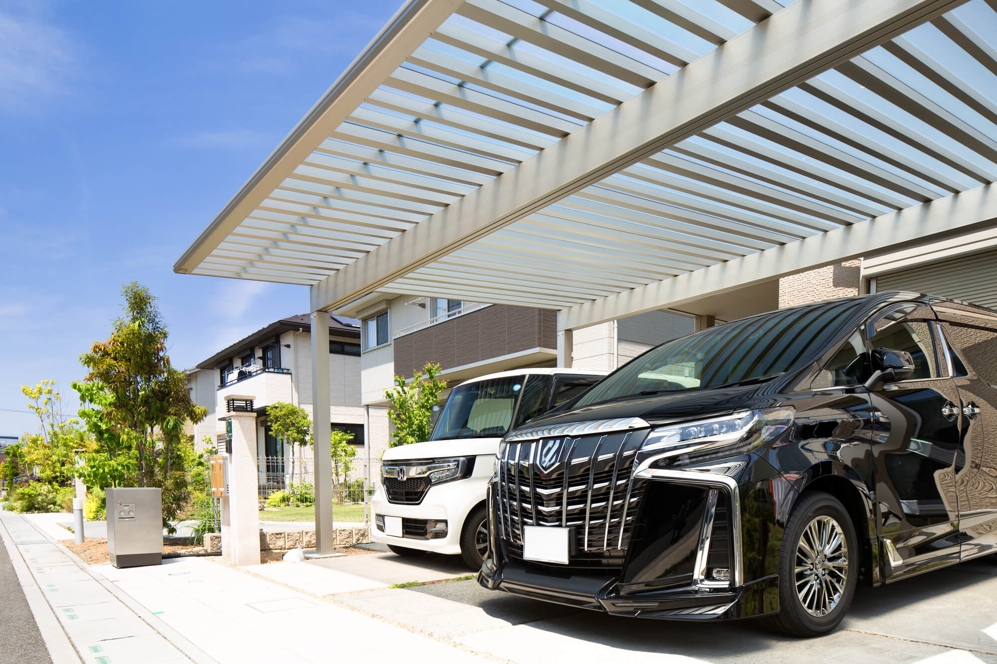 駐車場に屋根を設置する工事の注意点