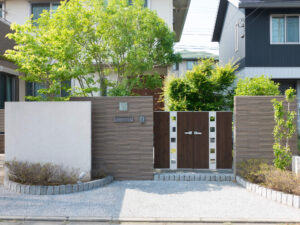庭をコンクリートでリフォームする際の費用相場!エクステリアのプロが解説